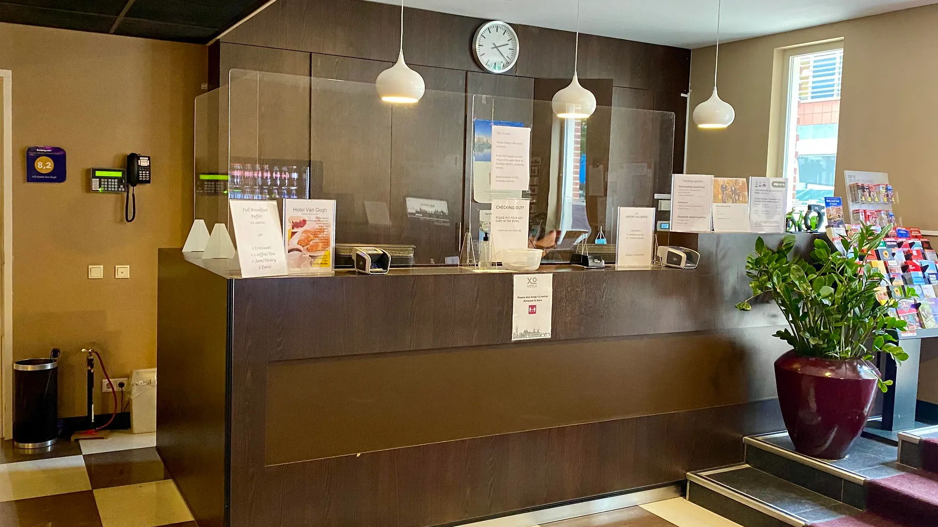***  אמסטרדם Hotel Van Gogh הולנד