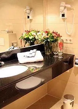 אמסטרדם Hotel Van Gogh 3*,  הולנד